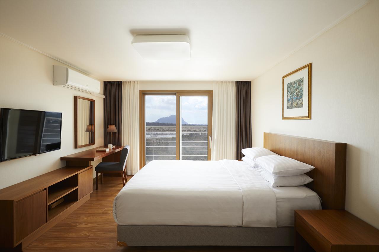 Jeju Aerospace Hotel Seogwipo Exterior photo